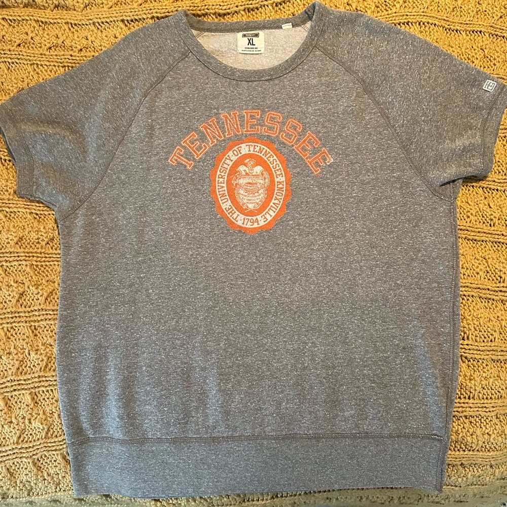 University of Tennessee Volunteer short sleeved sweater